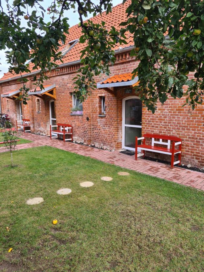 Remise Kairies Apartment Wustrow  Exterior foto